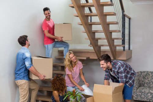 Removal truck hire service for Kensington home moves