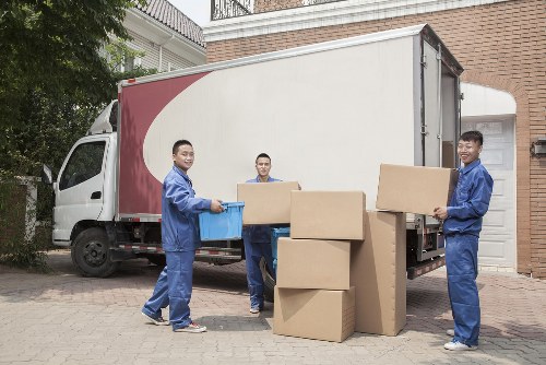 Customer complaint review for a man with van service