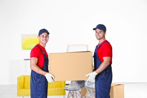 Moving day support for a Kensington student apartment with limited access